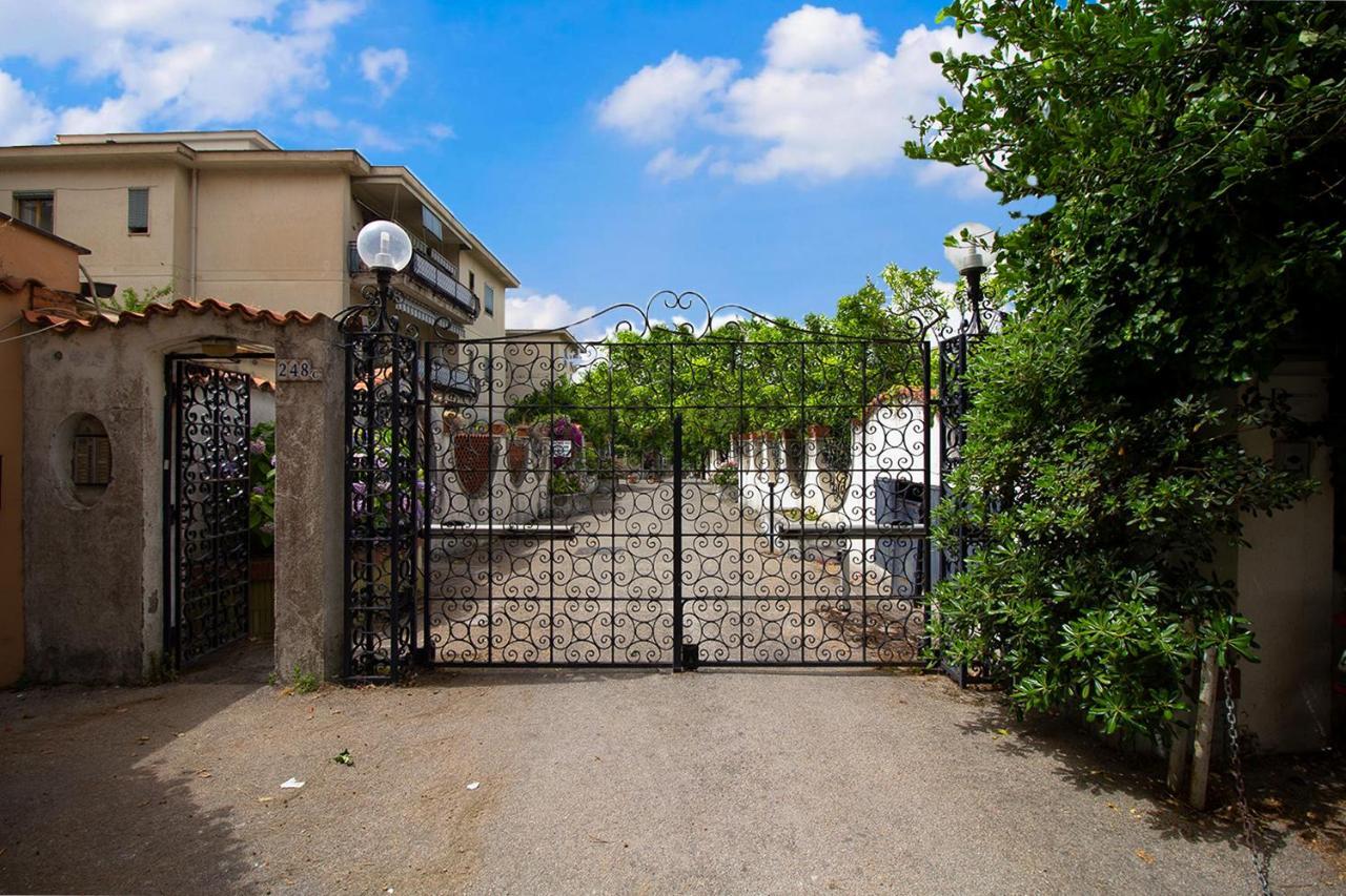 Cri&Gio Bed and Breakfast Σορέντο Εξωτερικό φωτογραφία